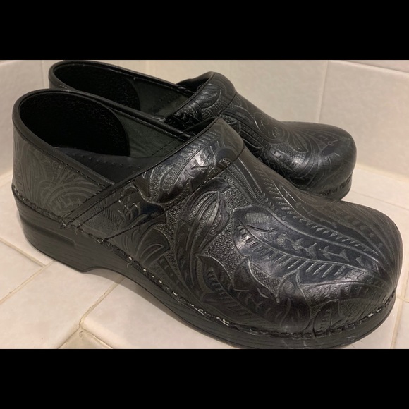 Women’s Dansko Professional Black - Picture 2 of 4
